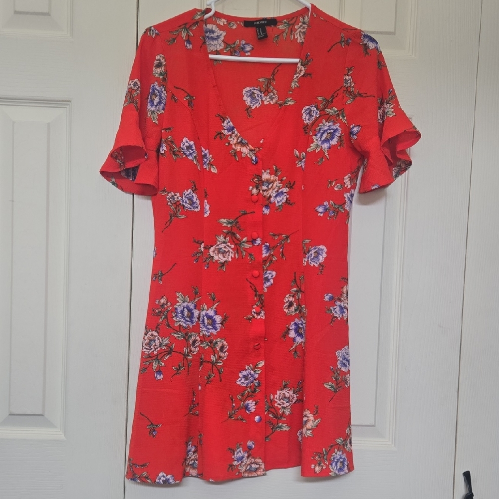 Forever 21 Red Floral Button-Down Blouse